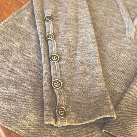 Lida Baday Top Deep V-neck Medium - Picture 6 of 8